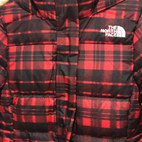 The North Face Gotham Red Plaid Puffer Jacket With Faux Fur Hooded Trim Large - Picture 3 of 8